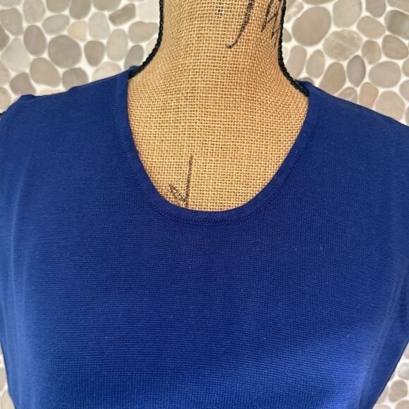 NWT Haband Salon Studio navy blue knit sleeveless top – size M - Picture 2 of 9
